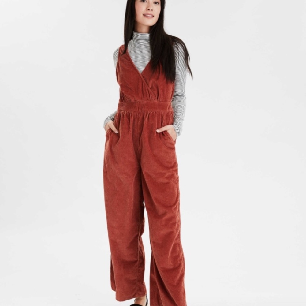 AE Wide Leg Corduroy Jumpsuit - NWOT